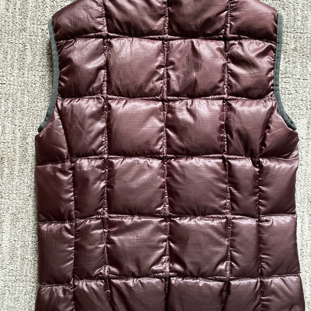 Eddie Bauer Maroon Quilted Down Vest - Picture 4 of 6